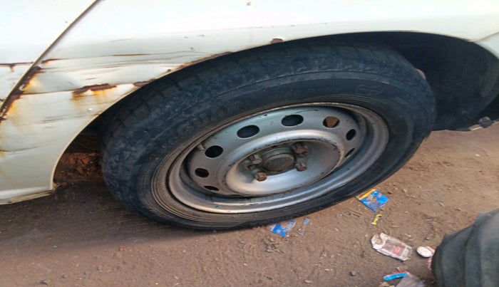 2015 Tata Indigo ECS LX TDI, Diesel, Manual, 1,50,749 km, tyre