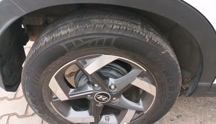 2019 Hyundai VENUE SX 1.0 TURBO, Petrol, Manual, 53,163 km, tyre