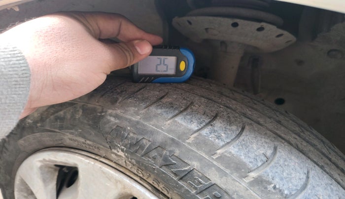 2018 Honda Amaze 1.5L I-DTEC E, Diesel, Manual, 1,74,519 km, tyre