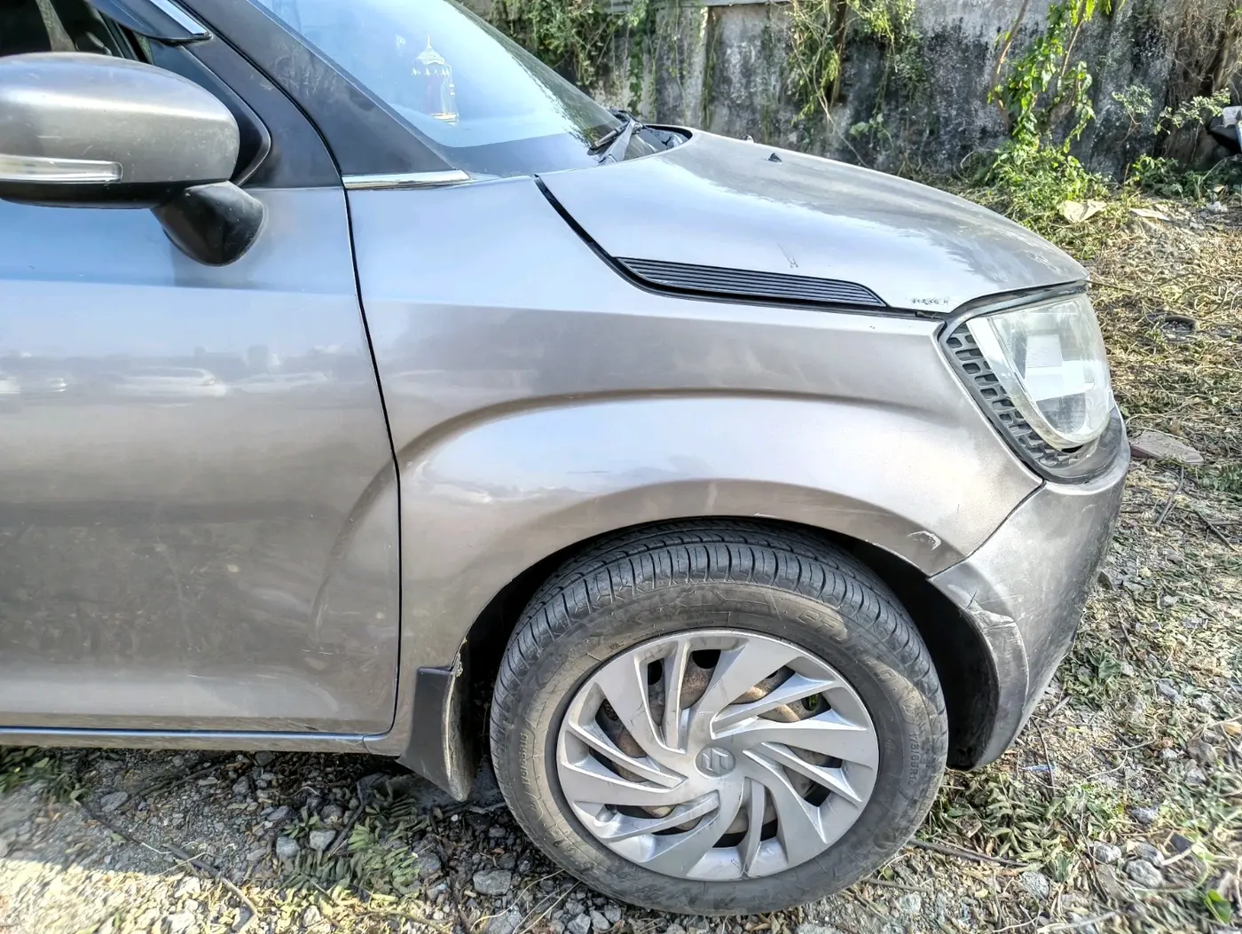 2017 Maruti IGNIS DELTA 1.2, CNG, Manual, 1,55,400 km, tyre