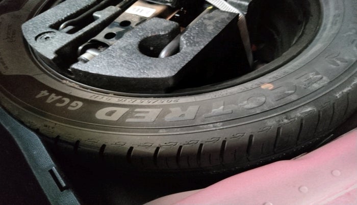 2023 Skoda KUSHAQ STYLE 1.0L TSI MT, Petrol, Manual, 62,950 km, tyre