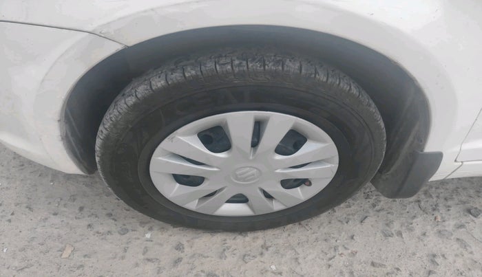 2015 Maruti Swift Dzire TOUR DIESEL, Diesel, Manual, 1,92,146 km, tyre