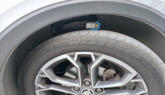 2021 Skoda KUSHAQ STYLE 1.0L TSI MT, Petrol, Manual, 54,552 km, tyre