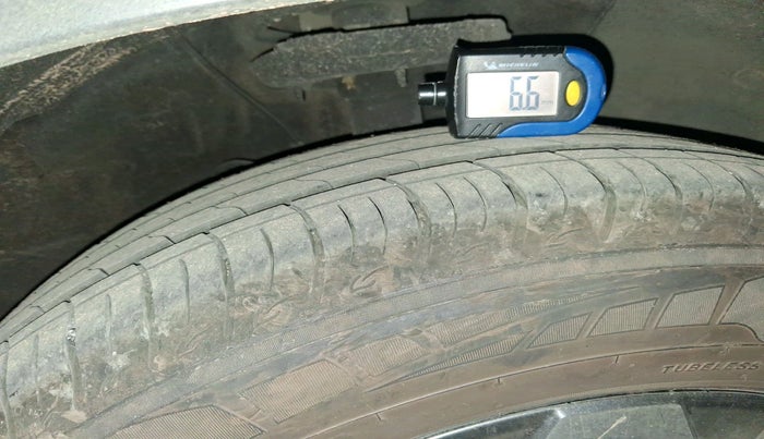 2023 Hyundai VENUE SX (O) 1.0 TURBO DCT, Petrol, Automatic, 61,824 km, tyre