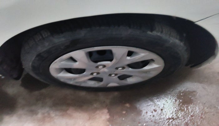 2014 Hyundai Grand i10 SPORTZ 1.2 KAPPA VTVT, Petrol, Manual, 73,316 km, tyre