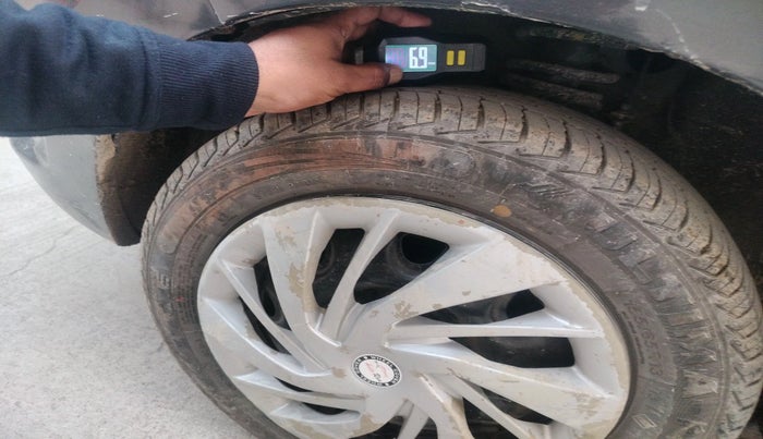 2016 Maruti Alto K10 VXI, Petrol, Manual, 19,338 km, tyre