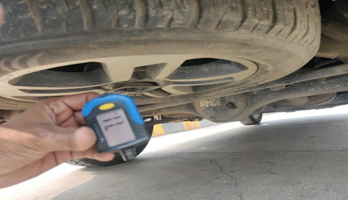 2017 Tata Hexa XTA 4X2 7 STR, Diesel, Automatic, 50,219 km, tyre