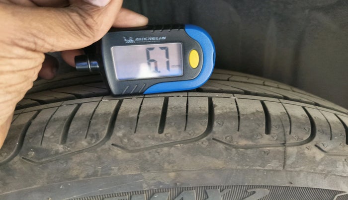 2024 Maruti Baleno ALPHA 1.2 AGS, Petrol, Automatic, 2,937 km, tyre