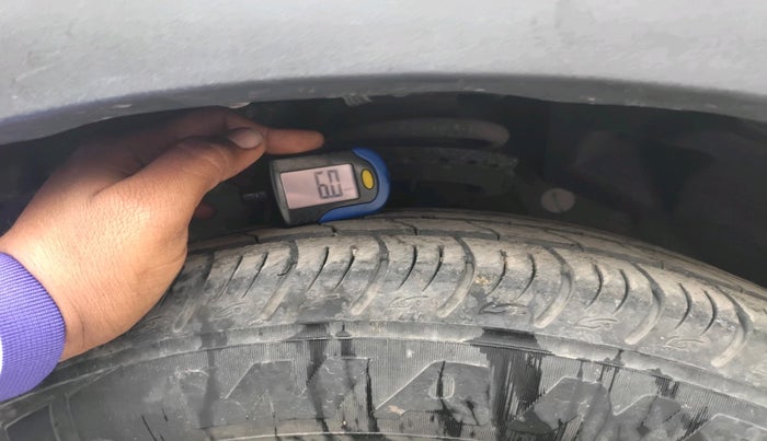 2024 Mahindra XUV 3XO AX5 1.2 L TCMPFI AT, Petrol, Automatic, 13,820 km, tyre