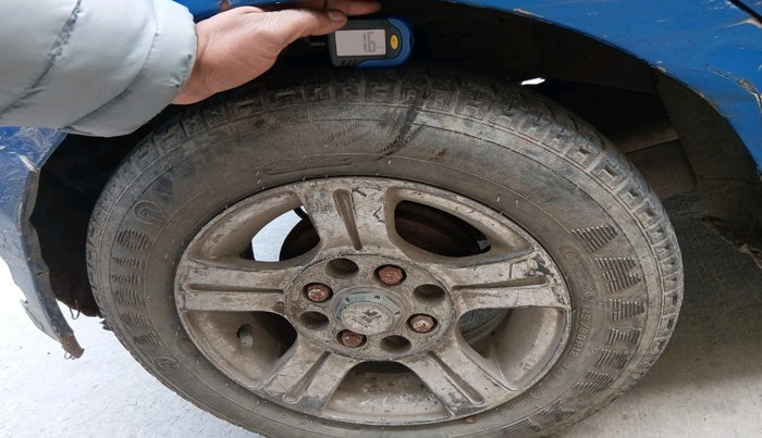 2012 Hyundai Eon ERA +, Petrol, Manual, 79,091 km, tyre