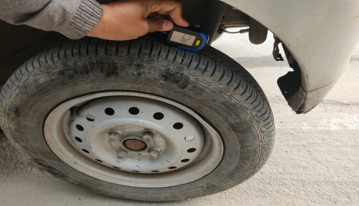 2013 Maruti Wagon R 1.0 LXI CNG, Petrol, Manual, 1,15,155 km, tyre