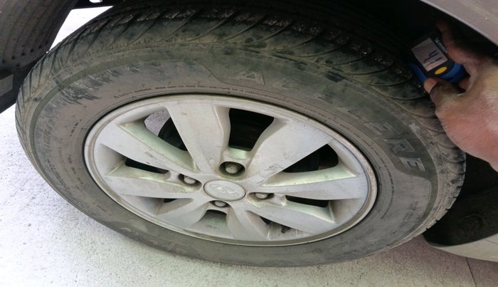 2012 Hyundai i20 ASTA 1.2, Petrol, Manual, 31,811 km, tyre