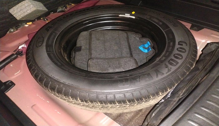 2022 KIA SELTOS HTK PLUS 1.5 DIESEL, Diesel, Manual, 97,744 km, tyre