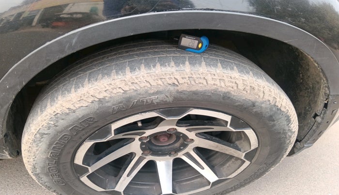 2016 Mahindra XUV500 W6, Diesel, Manual, 1,25,378 km, tyre