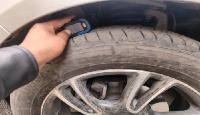 2019 Mahindra MARAZZO M8 8 STR, Diesel, Manual, 30,093 km, tyre