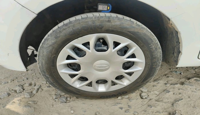 2017 Ford New Figo TREND 1.2 PETROL, Petrol, Manual, 40,478 km, tyre