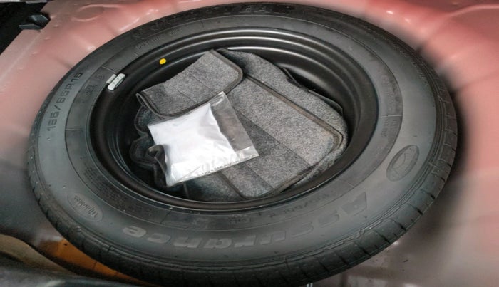 2022 KIA SONET HTX 1.0 IMT, Petrol, Manual, 54,000 km, tyre