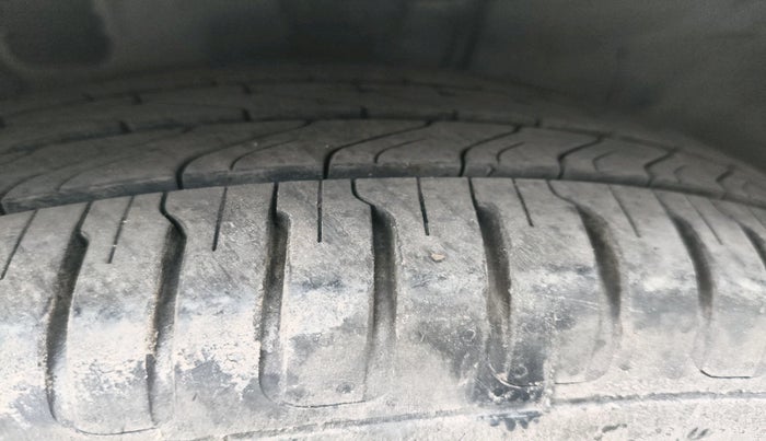 2021 Hyundai NEW I20 ASTA (O) 1.5 CRDI MT, Diesel, Manual, 84,400 km, tyre