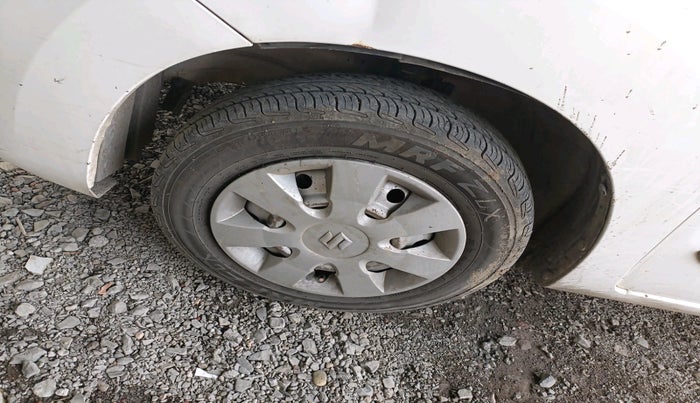 2017 Maruti Wagon R 1.0 LXI CNG, Petrol, Manual, 1,48,987 km, tyre