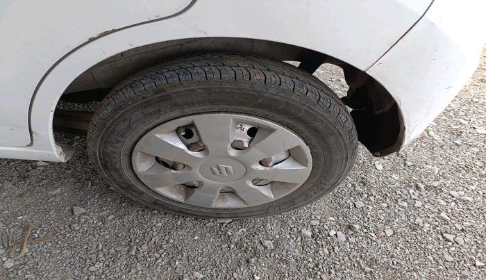 2017 Maruti Wagon R 1.0 LXI CNG, Petrol, Manual, 1,48,987 km, tyre