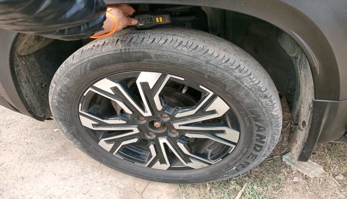 2023 Renault Kiger RXZ MT, Petrol, Manual, 37,173 km, tyre