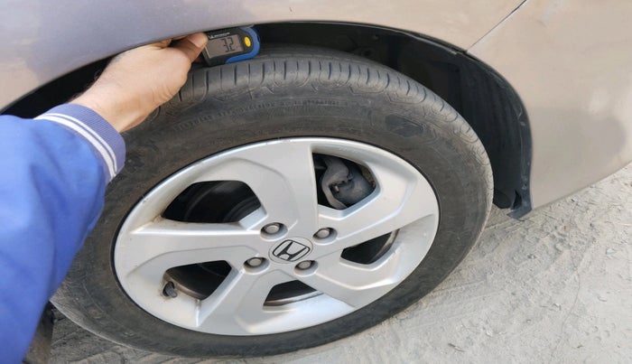 2015 Honda City 1.5L I-VTEC VX CVT, Petrol, Automatic, 36,860 km, tyre