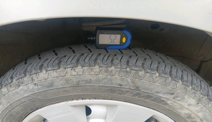 2011 Maruti Wagon R 1.0 LXI, Petrol, Manual, 42,678 km, tyre