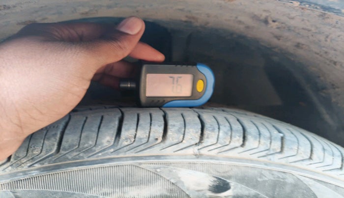 2021 Tata NEXON XM PETROL, Petrol, Manual, 61,767 km, tyre