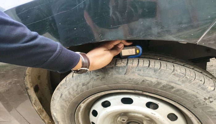 2016 Mahindra Kuv100 K2 D 6 STR, Diesel, Manual, 65,477 km, tyre