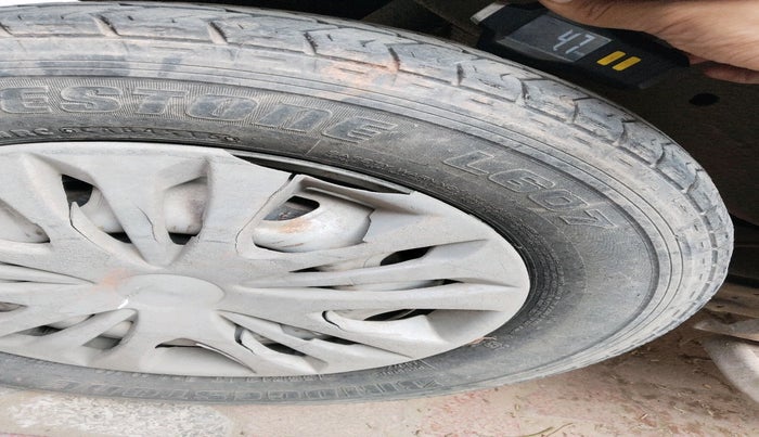 2016 Maruti Eeco 5 STR WITH A/C+HTR, Petrol, Manual, 47,990 km, tyre