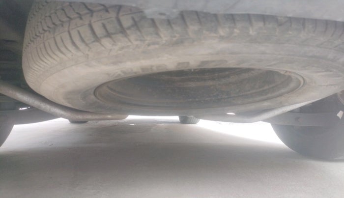 2015 Mahindra XUV500 W6, Diesel, Manual, 1,09,962 km, tyre