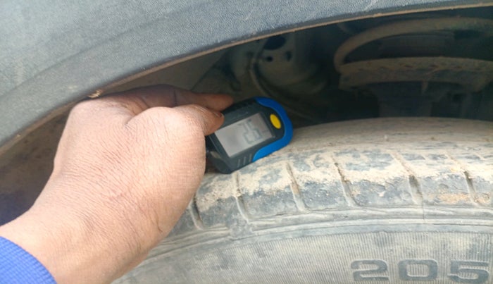 2017 Hyundai Creta SX PLUS 1.6 PETROL, Petrol, Manual, 1,44,693 km, tyre