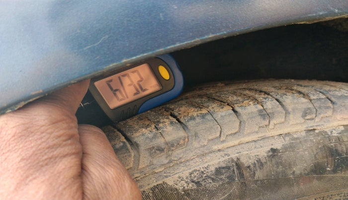 2018 Maruti Ciaz ALPHA 1.5 SHVS PETROL, Petrol, Manual, 1,11,645 km, tyre