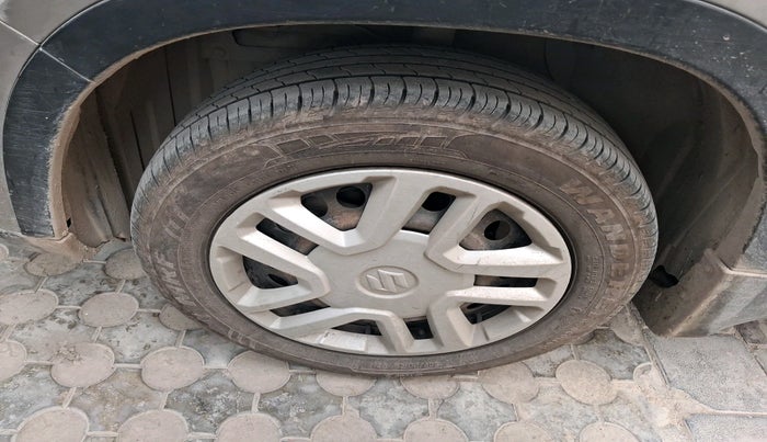 2017 Maruti Vitara Brezza VDI (O), Diesel, Manual, 57,094 km, tyre