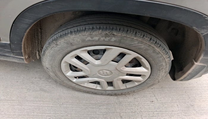 2017 Maruti Vitara Brezza VDI (O), Diesel, Manual, 57,094 km, tyre