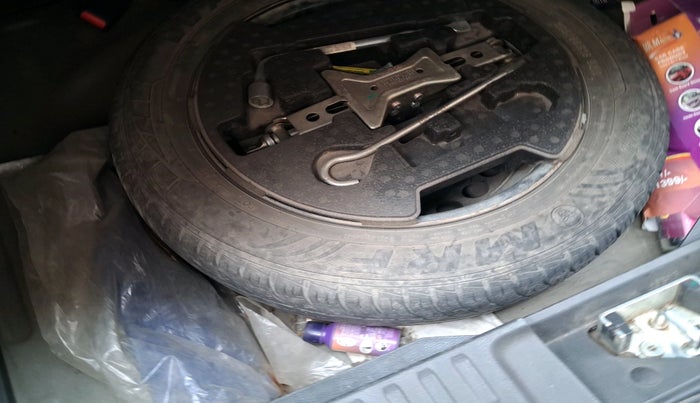 2017 Maruti Vitara Brezza VDI (O), Diesel, Manual, 57,094 km, tyre