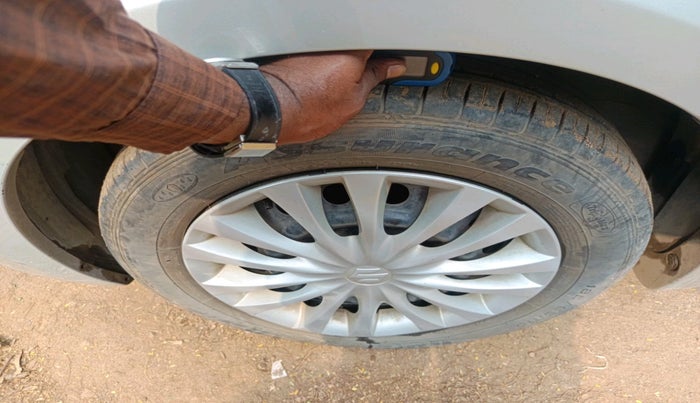 2017 Maruti Ciaz DELTA 1.4 MT PETROL, Petrol, Manual, 31,416 km, tyre