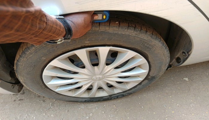 2017 Maruti Ciaz DELTA 1.4 MT PETROL, Petrol, Manual, 31,416 km, tyre