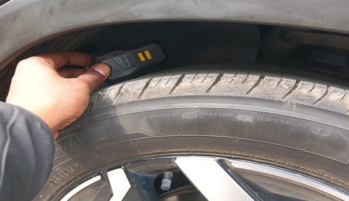 2023 KIA SELTOS  HTX 1.5 DIESEL AT, Diesel, Automatic, 1,11,070 km, tyre