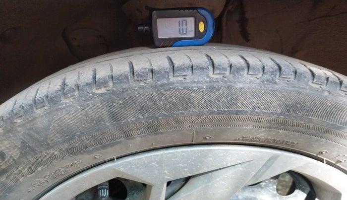 2021 Hyundai NEW I20 MAGNA 1.2 MT, Petrol, Manual, 61,839 km, tyre