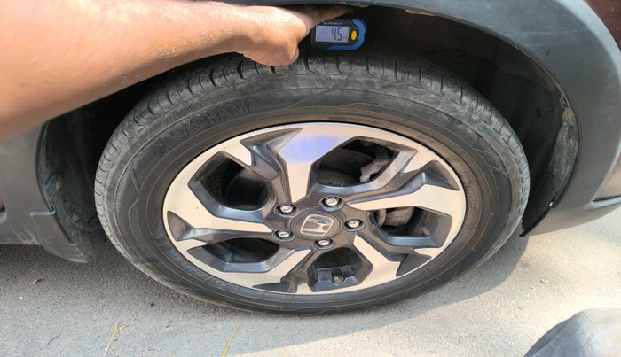 2016 Honda BR-V 1.5L I-VTEC V, Petrol, Manual, 59,712 km, tyre