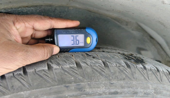 2021 Tata Safari XT PLUS, Diesel, Manual, 1,02,750 km, tyre