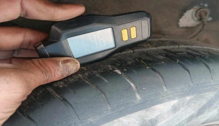 2019 Hyundai VENUE S 1.0 TURBO MT, Petrol, Manual, 27,648 km, tyre