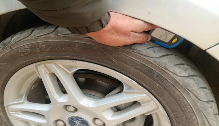 2017 Ford Figo Aspire TITANIUM 1.5 DIESEL SPORTS EDITION, Diesel, Manual, 73,543 km, tyre