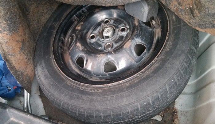 2017 Maruti Alto K10 VXI, Petrol, Manual, 49,511 km, tyre