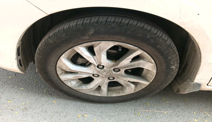 2020 Honda Amaze 1.2L I-VTEC VX, Petrol, Manual, 1,08,041 km, tyre