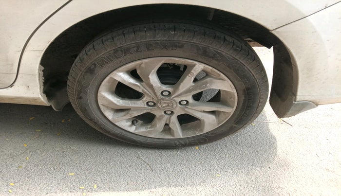 2020 Honda Amaze 1.2L I-VTEC VX, Petrol, Manual, 1,08,041 km, tyre