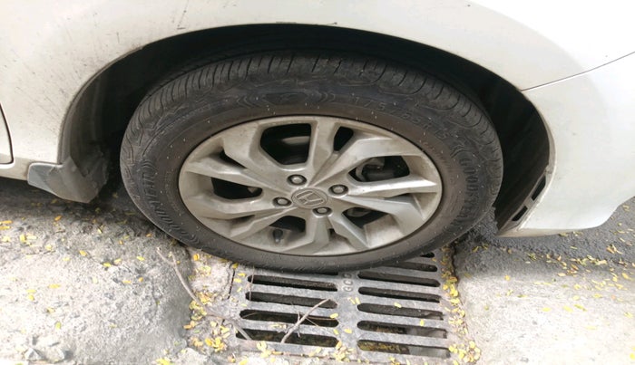 2020 Honda Amaze 1.2L I-VTEC VX, Petrol, Manual, 1,08,041 km, tyre