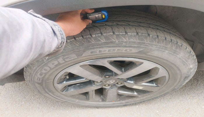 2022 Tata Safari XZA PLUS, Diesel, Automatic, 37,192 km, tyre