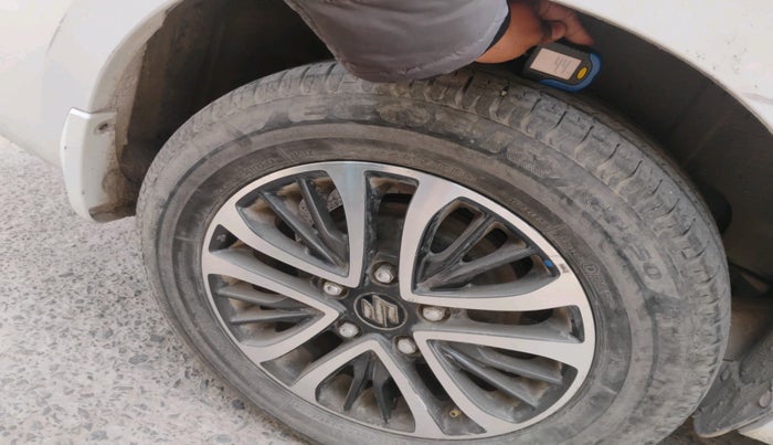 2023 Maruti Ertiga ZXI (O) CNG, Petrol, Manual, 40,860 km, tyre